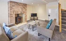 Host & Stay - The Cottage At Bagdale Hall